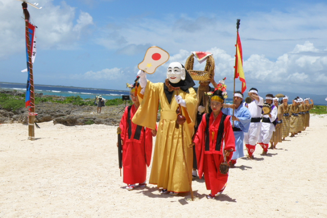 八重山の伝統行事「豊年祭」